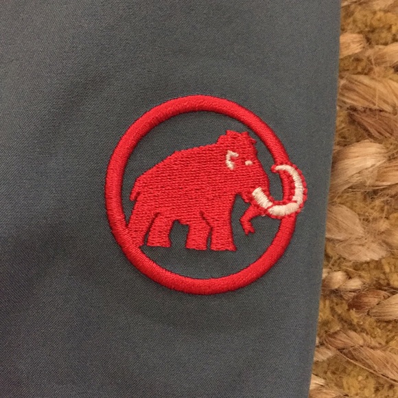 SOLD SOLD - Picture 2 of 8